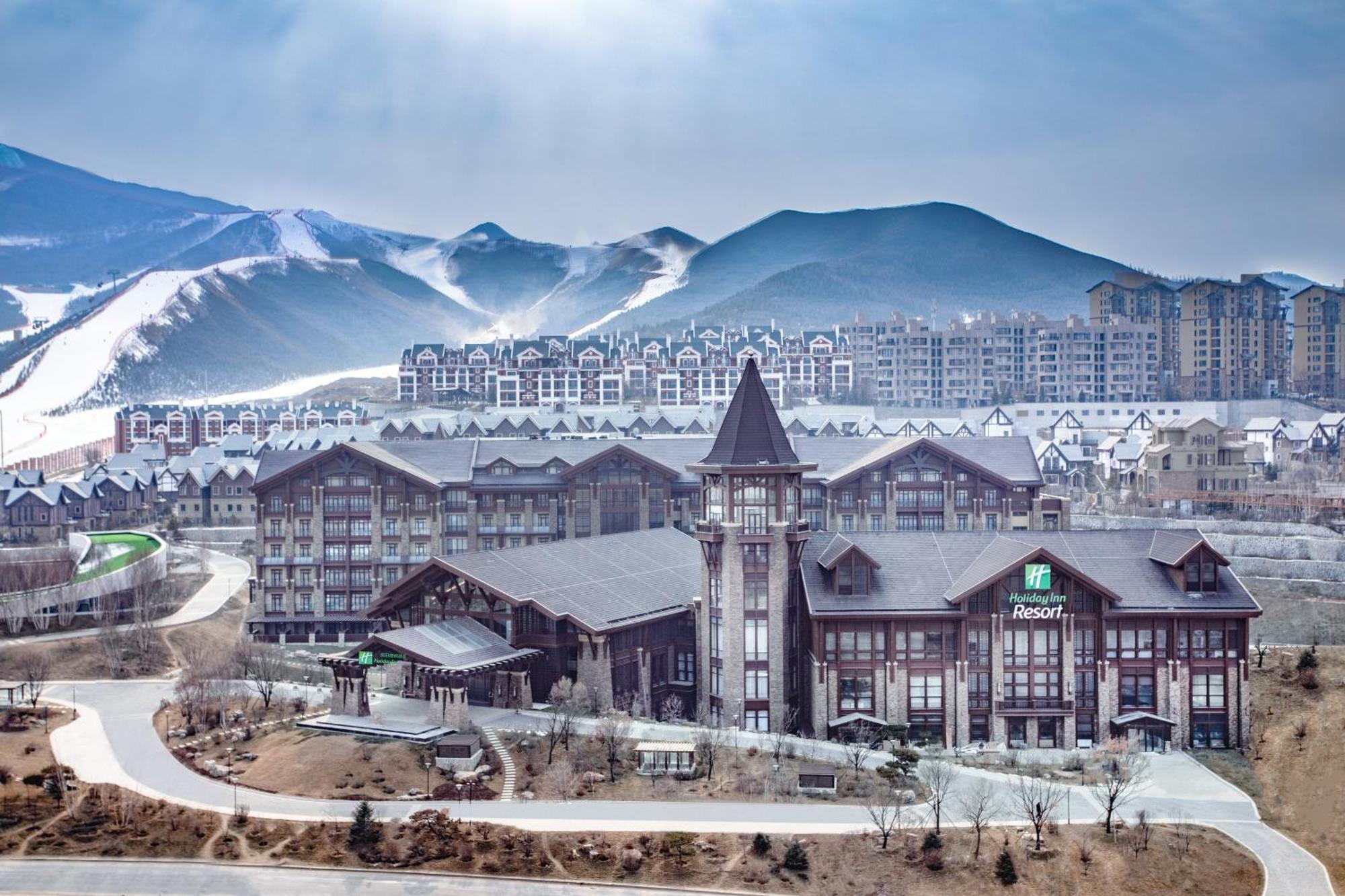 Holiday Inn Resort Zhangjiakou Chongli, An Ihg Hotel Bagian luar foto